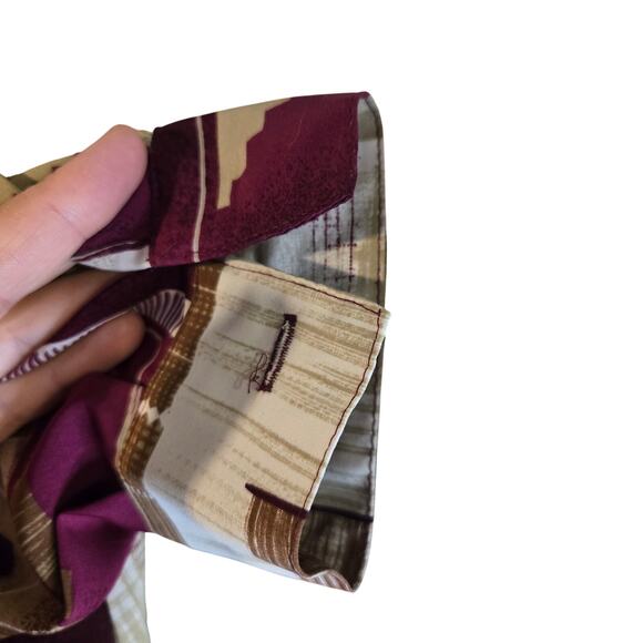 Alfred Dunner 18W Geometric Print Blouse [0405] - Picture 3 of 8